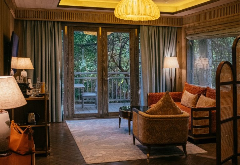 huy-phan-IZ8akRW_5BY-unsplash